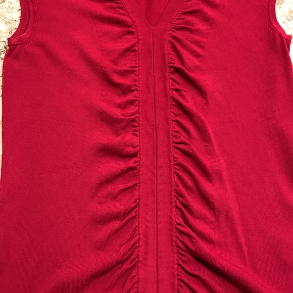 BCBG maxazria sweater type tank - Picture 6 of 6